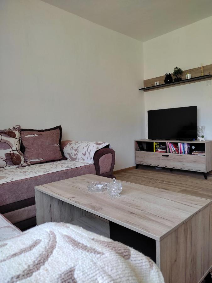 פלוזינה Apartment La Casa מראה חיצוני תמונה