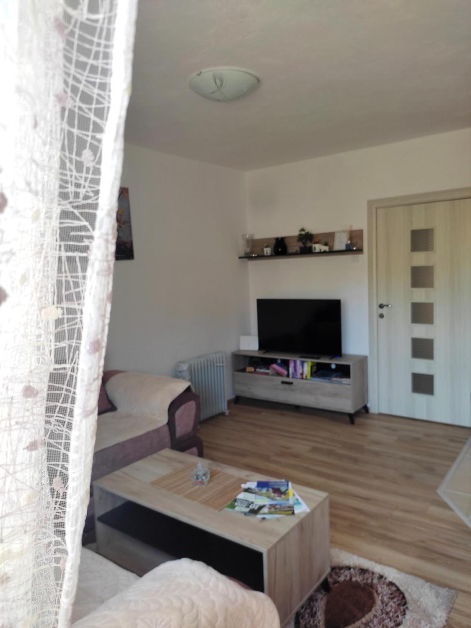 פלוזינה Apartment La Casa מראה חיצוני תמונה