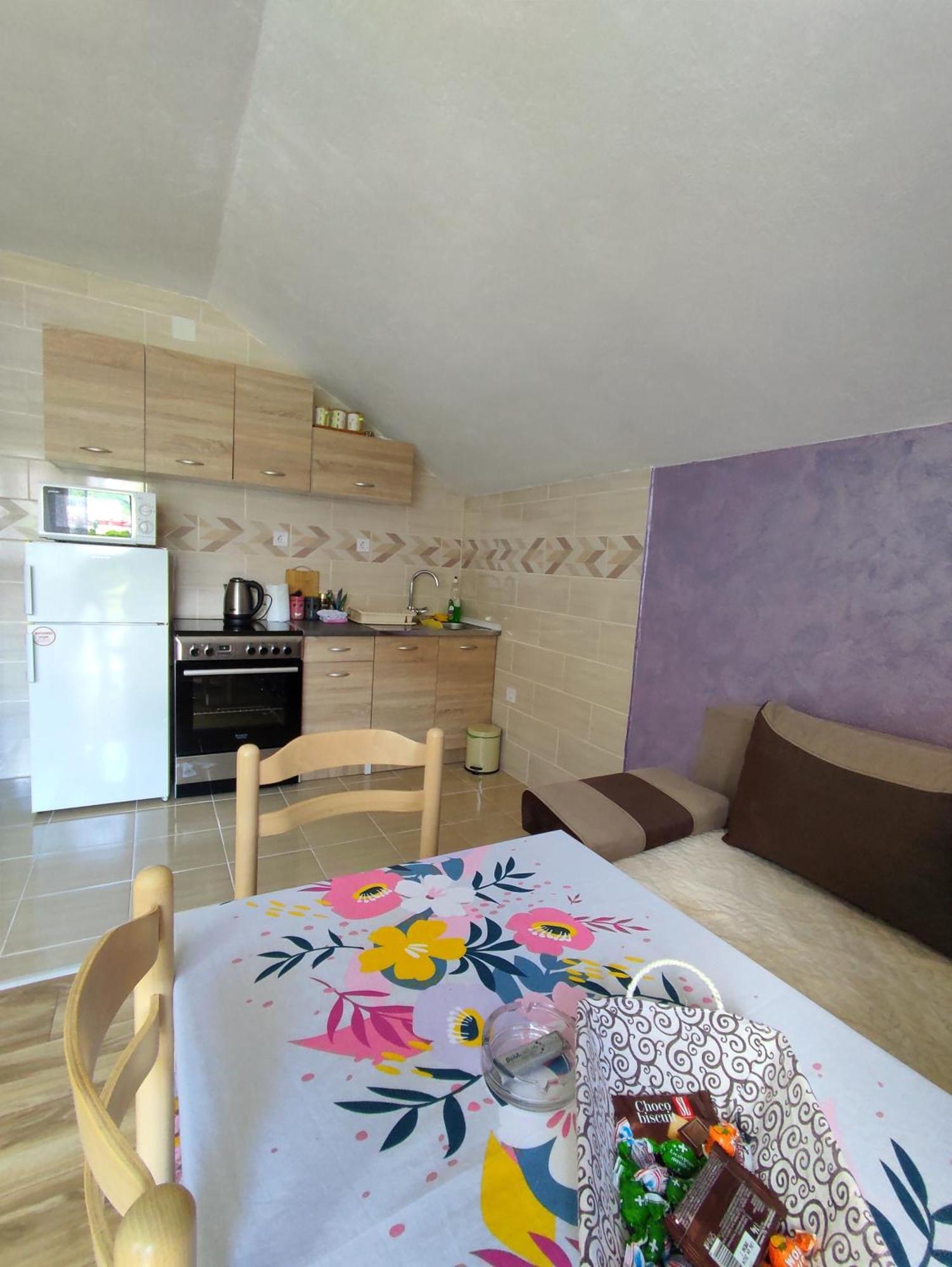 פלוזינה Apartment La Casa מראה חיצוני תמונה