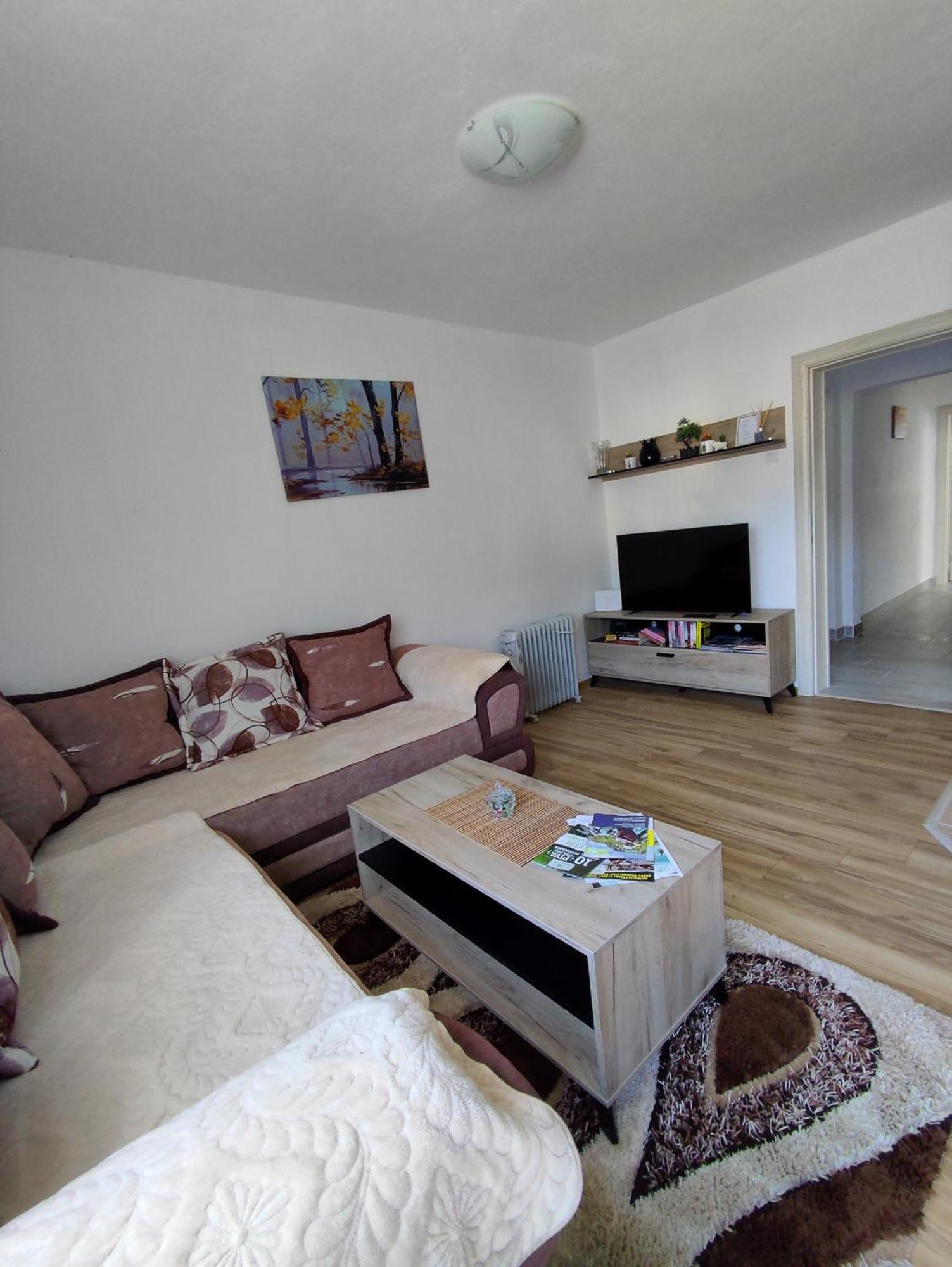 פלוזינה Apartment La Casa מראה חיצוני תמונה