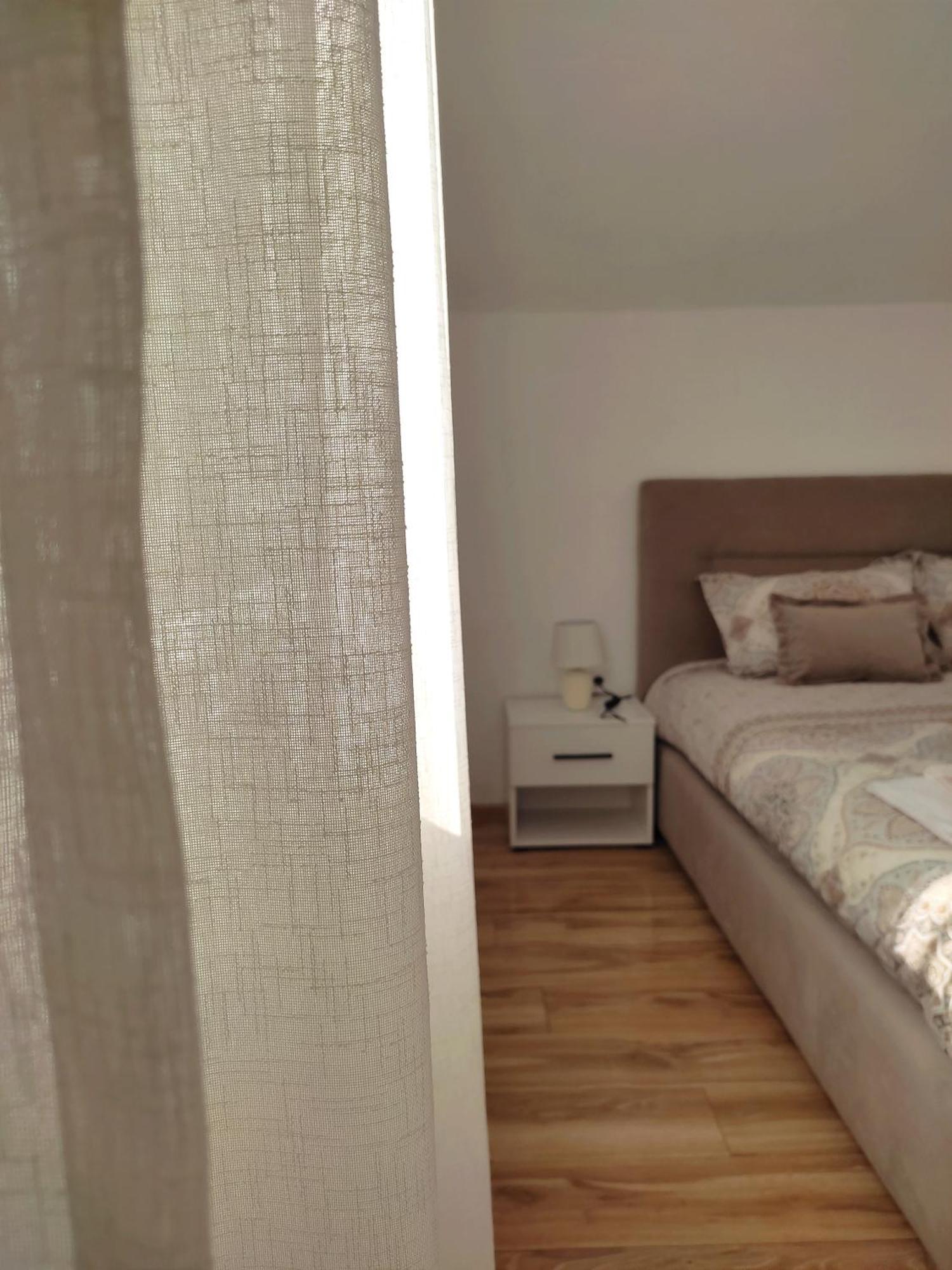 פלוזינה Apartment La Casa מראה חיצוני תמונה