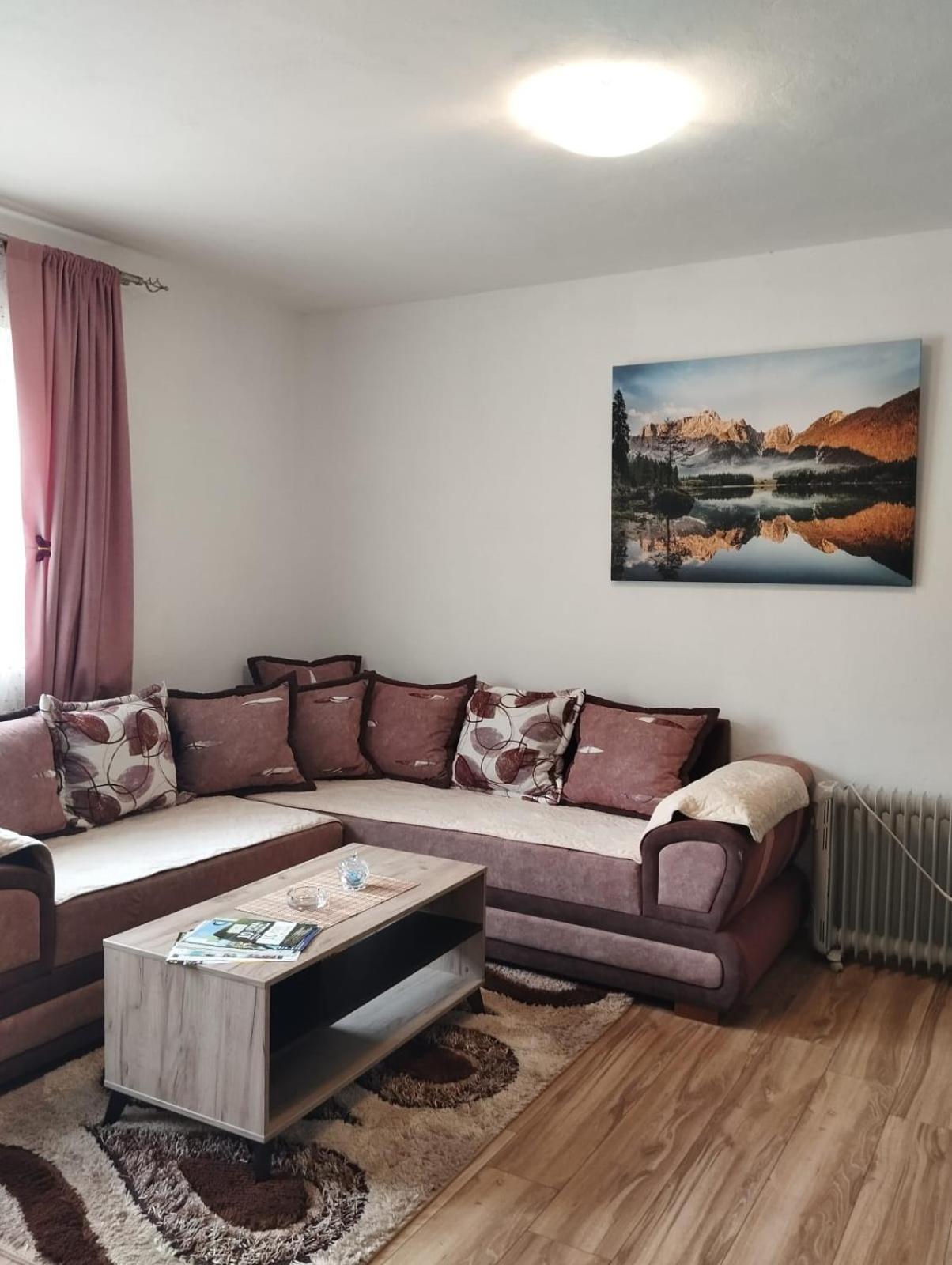 פלוזינה Apartment La Casa מראה חיצוני תמונה